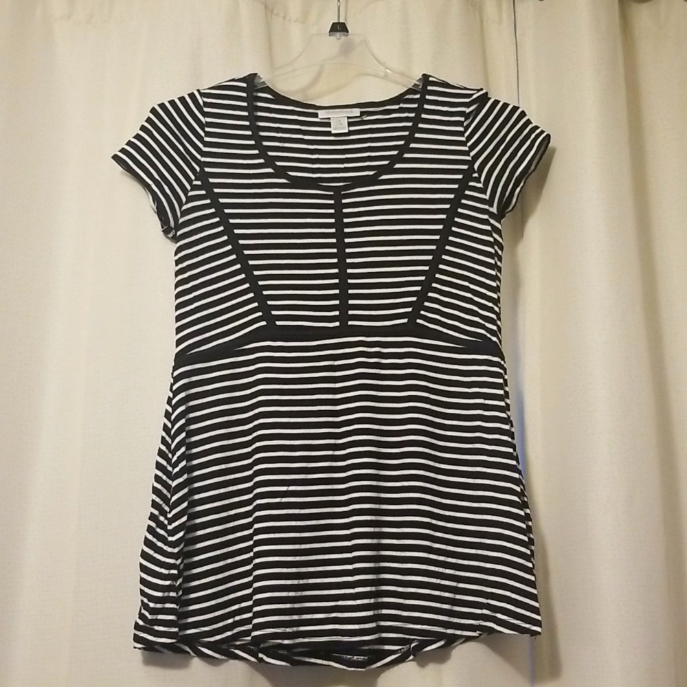 Motherhood maternity short sleeve top Jersey knit black and white striped size s